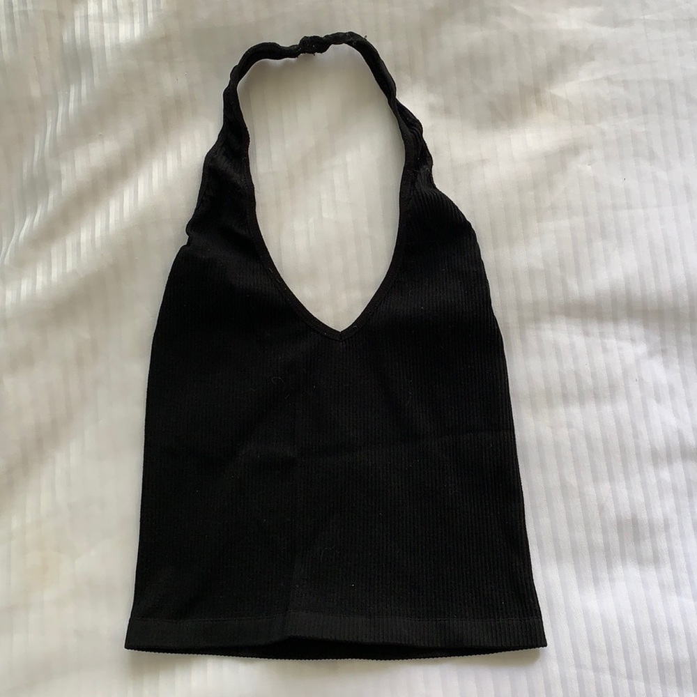 Black crop top